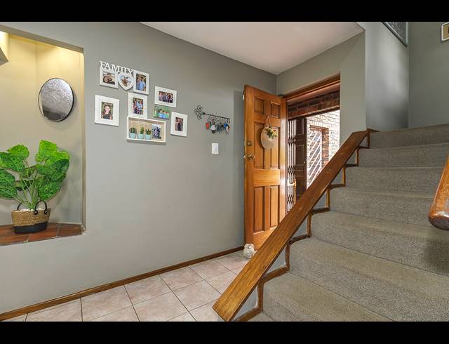 5 BEDROOM DUPLEX FOR SALE IN WESTVILLE